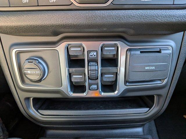 new 2025 Jeep Gladiator car, priced at $44,413