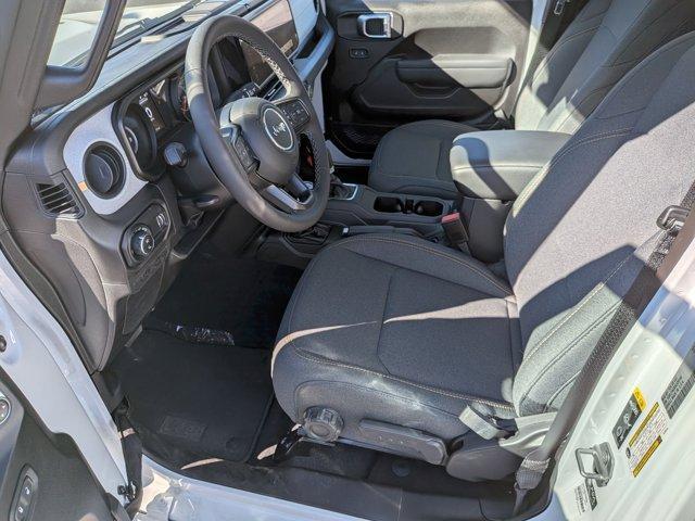 new 2025 Jeep Gladiator car, priced at $44,413