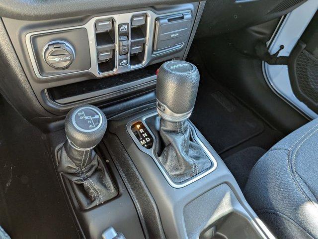 new 2025 Jeep Gladiator car, priced at $44,413