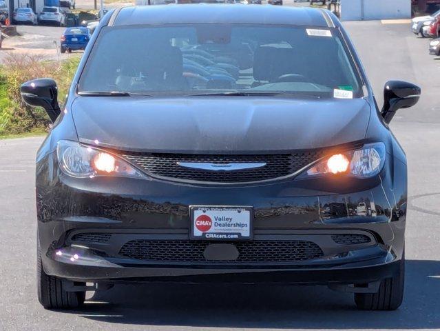 new 2025 Chrysler Voyager car