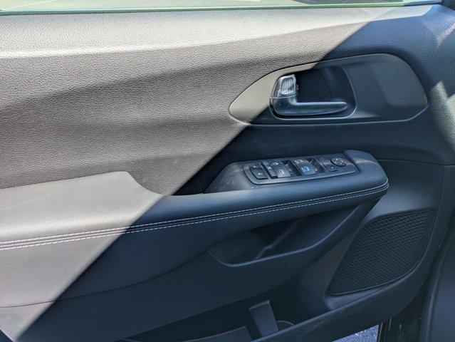 new 2025 Chrysler Voyager car