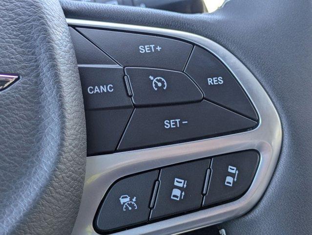 new 2025 Chrysler Voyager car
