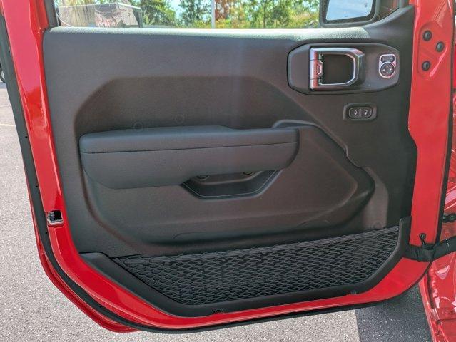 new 2025 Jeep Wrangler car, priced at $49,608