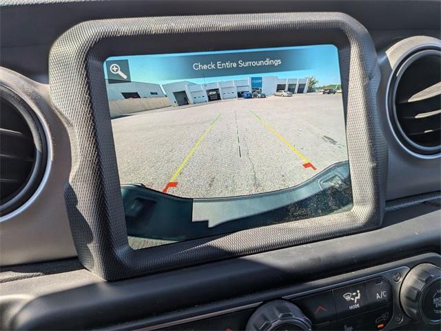 used 2021 Jeep Gladiator car, priced at $33,528