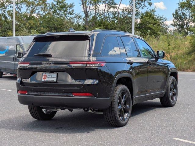new 2025 Jeep Grand Cherokee car, priced at $52,587