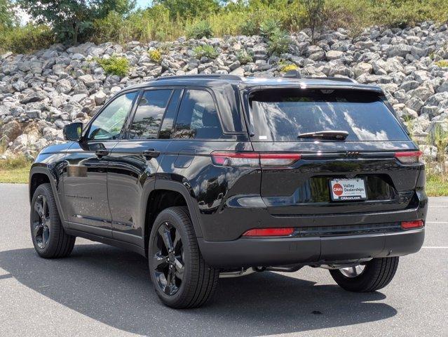new 2025 Jeep Grand Cherokee car, priced at $52,587