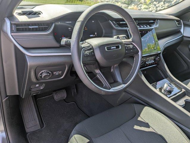 new 2025 Jeep Grand Cherokee car, priced at $40,468