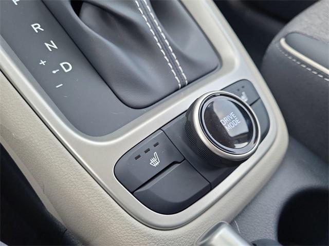 new 2025 Hyundai Venue car, priced at $24,393