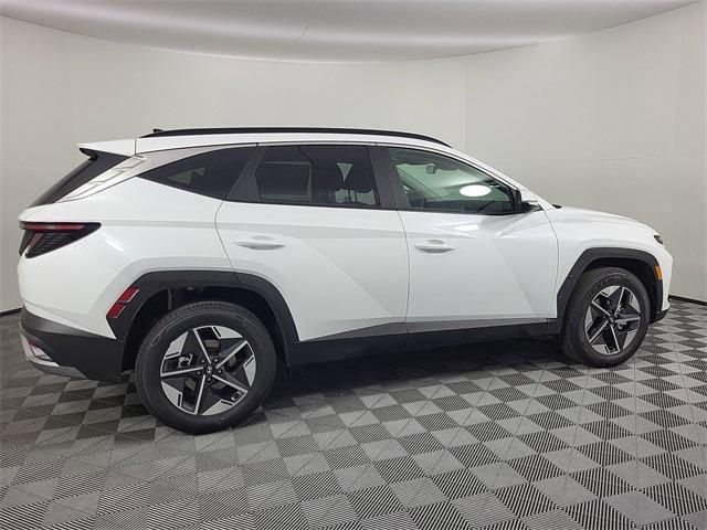 new 2025 Hyundai TUCSON Hybrid car, priced at $37,453