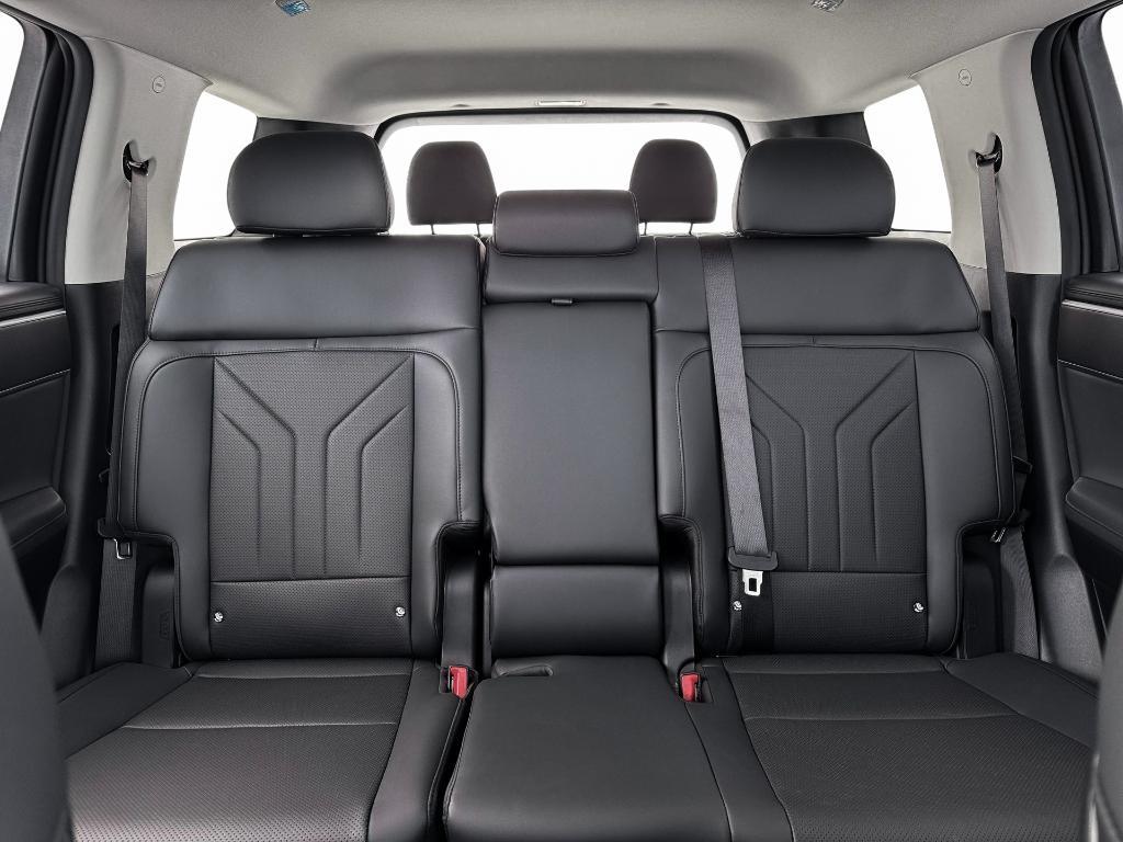 new 2026 Hyundai SANTA FE HEV car, priced at $41,014