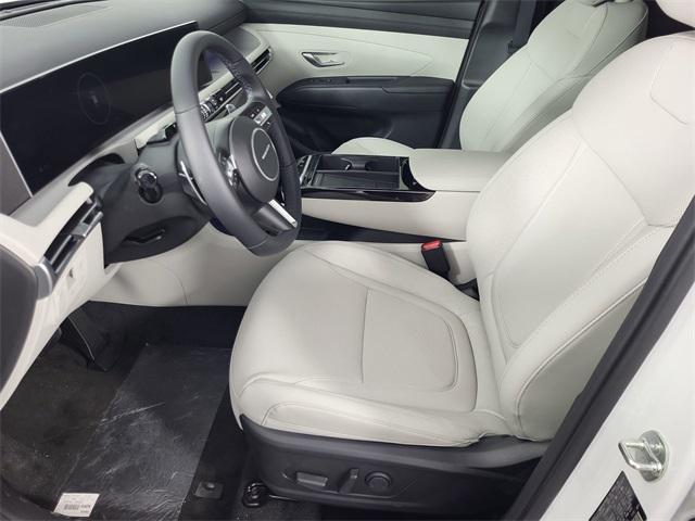 new 2025 Hyundai TUCSON Hybrid car, priced at $34,704