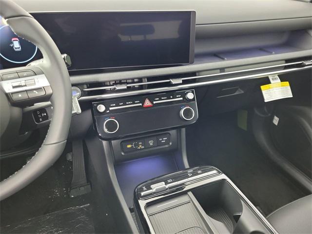 new 2025 Hyundai TUCSON Hybrid car