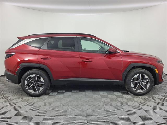 new 2025 Hyundai TUCSON Hybrid car