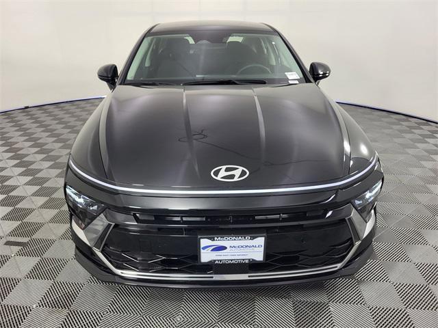 new 2025 Hyundai Sonata car, priced at $29,281
