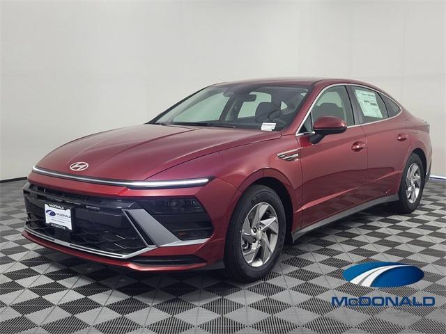 new 2025 Hyundai Sonata car, priced at $27,332