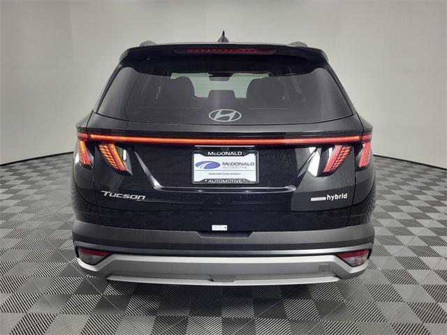 new 2025 Hyundai TUCSON Hybrid car, priced at $36,818