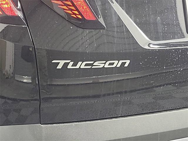new 2025 Hyundai TUCSON Hybrid car, priced at $36,818