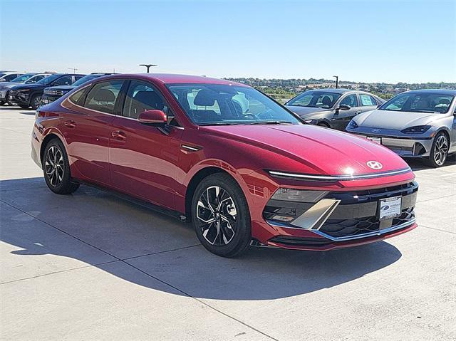 new 2024 Hyundai Sonata car, priced at $28,086