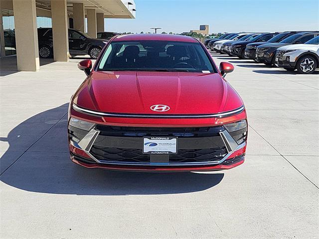 new 2024 Hyundai Sonata car, priced at $28,086