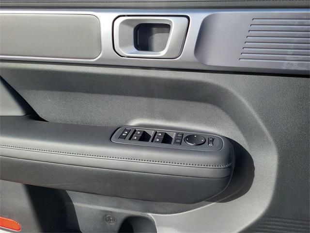 new 2025 Hyundai Santa Fe car, priced at $40,697