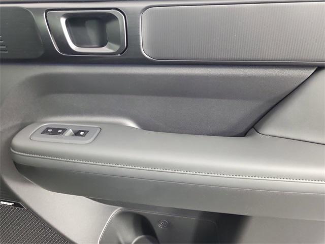 new 2025 Hyundai SANTA FE HEV car, priced at $49,683