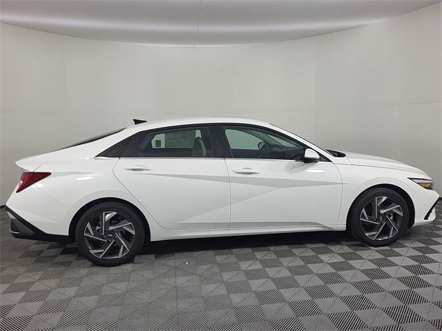 new 2025 Hyundai Elantra car, priced at $26,883