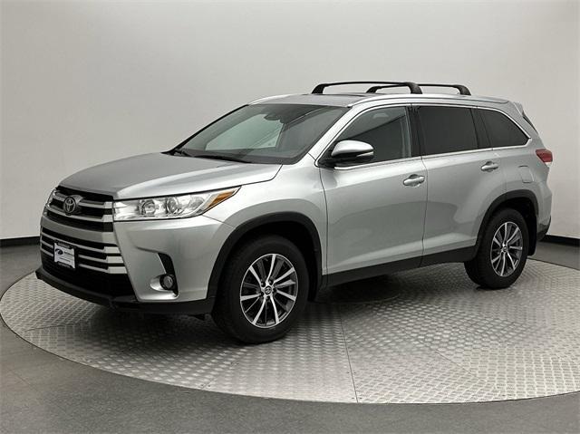 used 2019 Toyota Highlander car, priced at $26,629