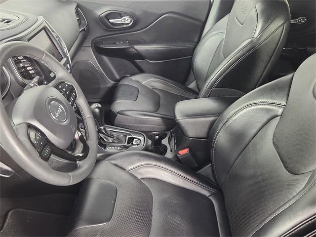 used 2023 Jeep Cherokee car, priced at $25,199