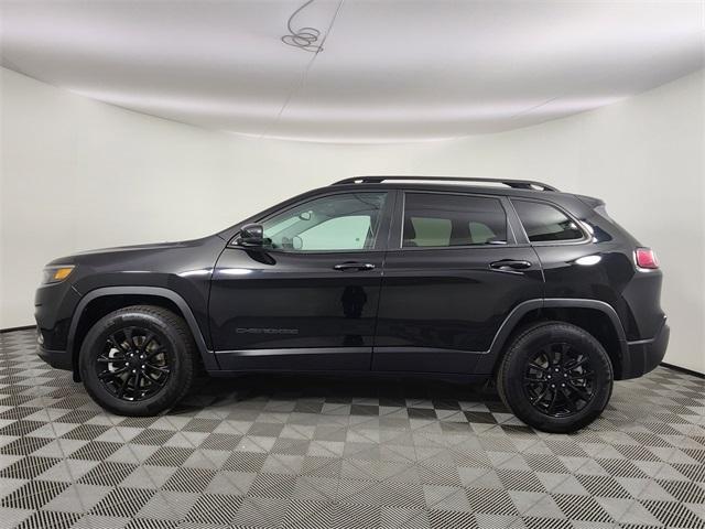 used 2023 Jeep Cherokee car, priced at $25,199