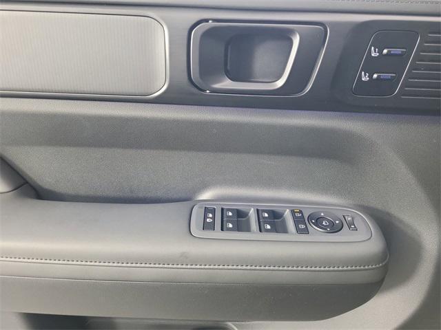 new 2025 Hyundai Santa Fe car, priced at $44,954