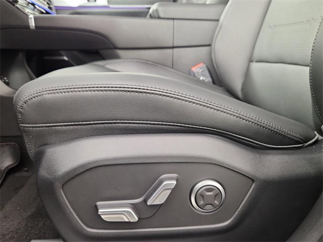 new 2026 Hyundai SANTA FE HEV car, priced at $45,324