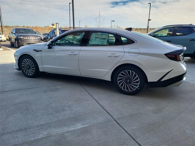 new 2025 Hyundai Sonata Hybrid car, priced at $38,708