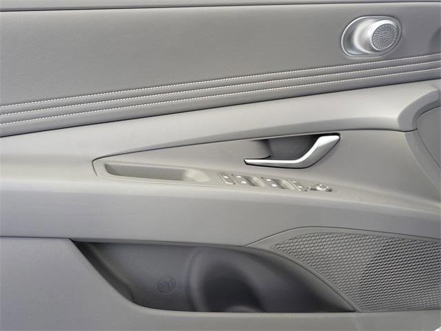 new 2025 Hyundai ELANTRA HEV car, priced at $25,588