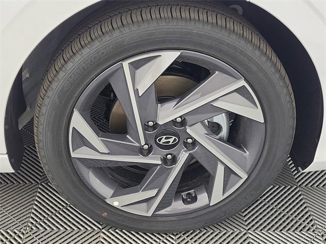 new 2025 Hyundai ELANTRA HEV car, priced at $25,588