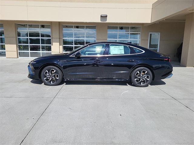 new 2024 Hyundai Sonata car, priced at $29,719