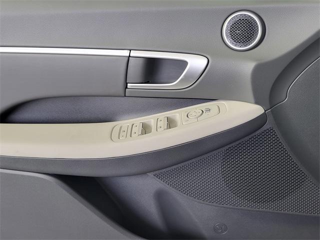 new 2025 Hyundai Sonata Hybrid car, priced at $30,678