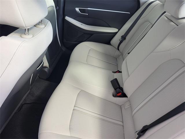 new 2025 Hyundai Sonata Hybrid car, priced at $30,678