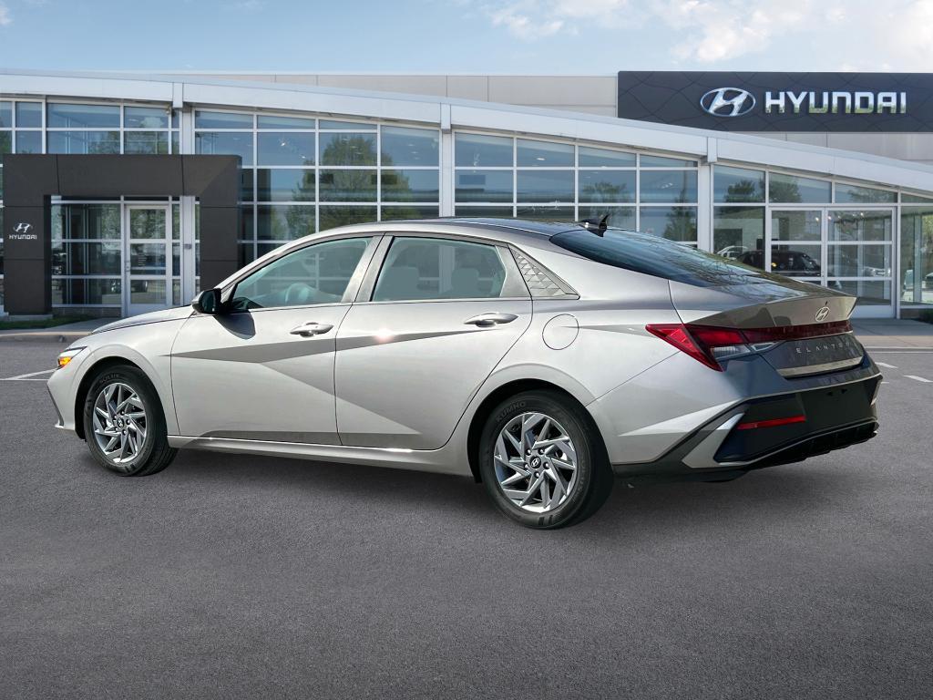 new 2024 Hyundai Elantra car, priced at $22,879