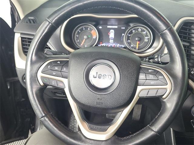 used 2016 Jeep Cherokee car, priced at $13,299