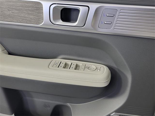 new 2025 Hyundai Santa Fe car, priced at $46,084