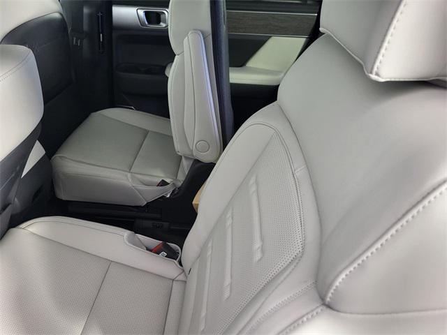 new 2025 Hyundai Santa Fe car, priced at $46,084