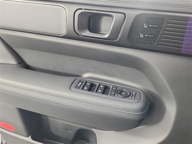new 2025 Hyundai Santa Fe car, priced at $47,592