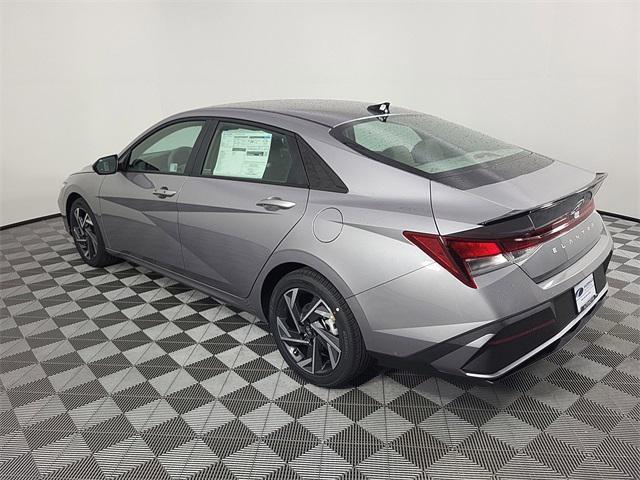 new 2025 Hyundai Elantra car, priced at $23,618