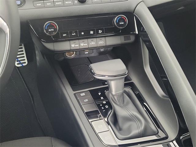 new 2025 Hyundai ELANTRA HEV car, priced at $27,933