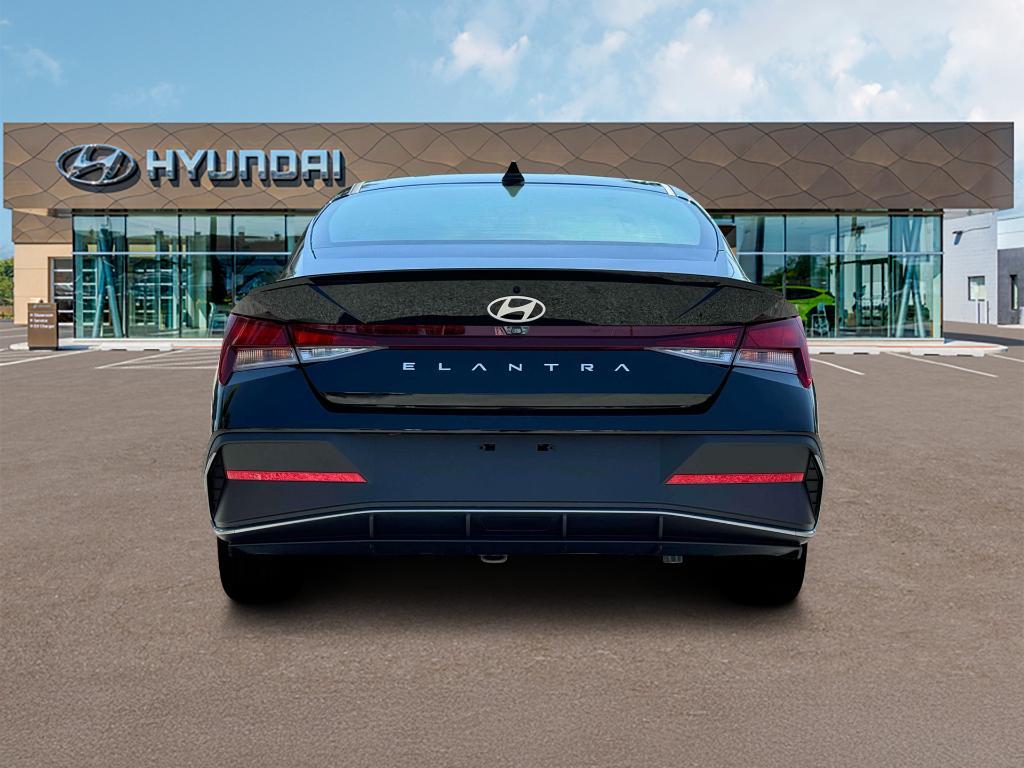 new 2025 Hyundai Elantra car, priced at $23,618