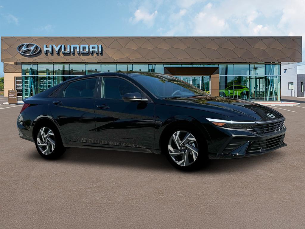 new 2025 Hyundai Elantra car, priced at $23,618
