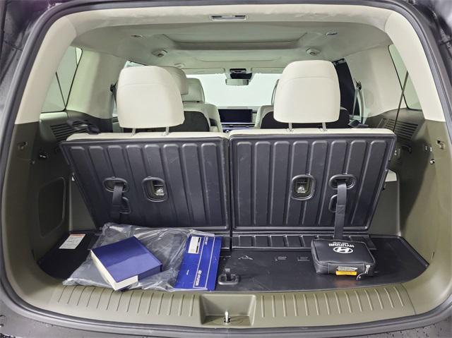 new 2025 Hyundai Santa Fe car, priced at $47,687