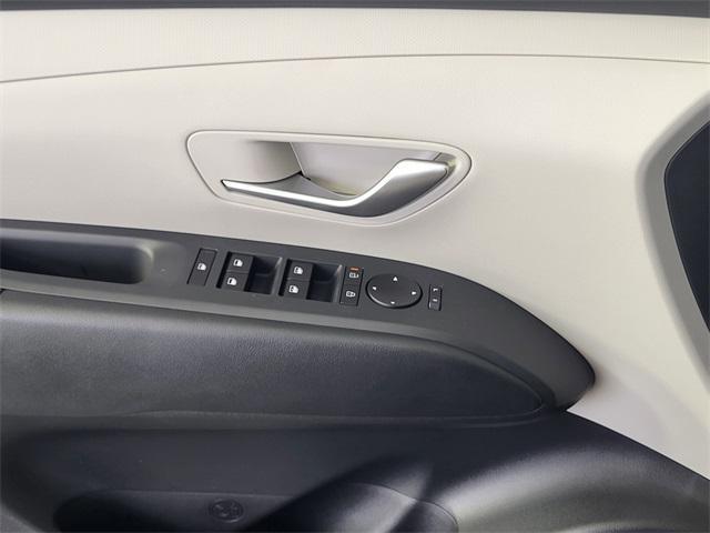 new 2025 Hyundai Tucson car, priced at $32,279
