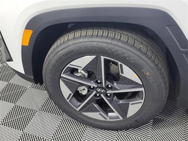 new 2025 Hyundai Tucson car, priced at $32,279