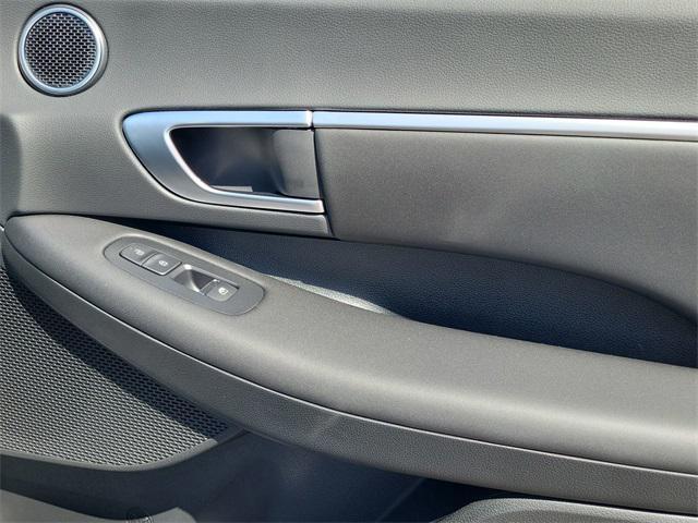 new 2025 Hyundai Sonata car, priced at $29,564
